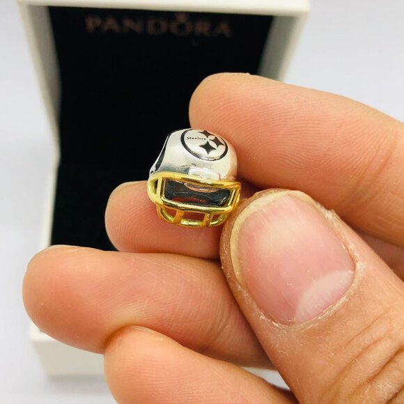 ✨🔥Pandora Pittsburgh Steelers Football Helmet Charm - Picture 7 of 7